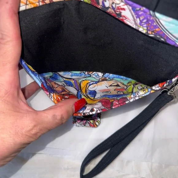 Disney wristlet Wallet - Picture 8 of 13